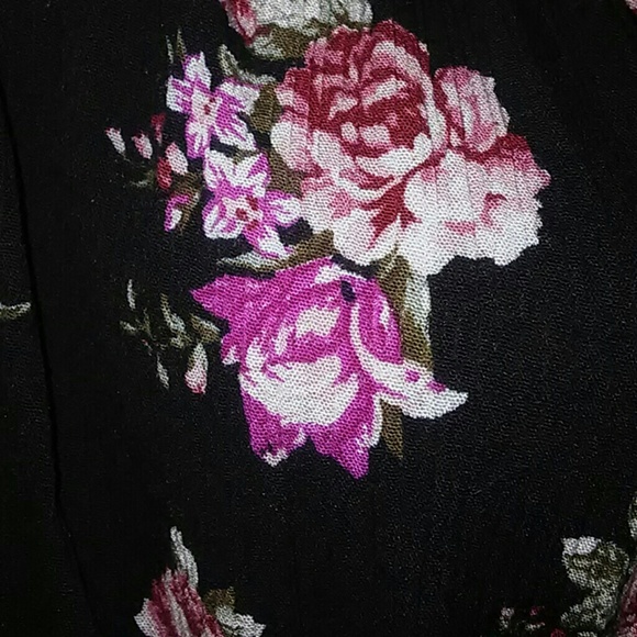 Cute Flower Print Jumper - Picture 6 of 8